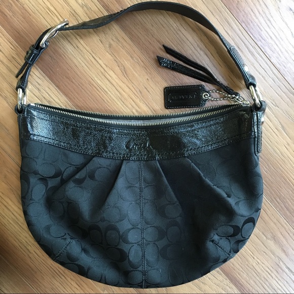 Coach Handbags - Coach Signature Hobo Bag